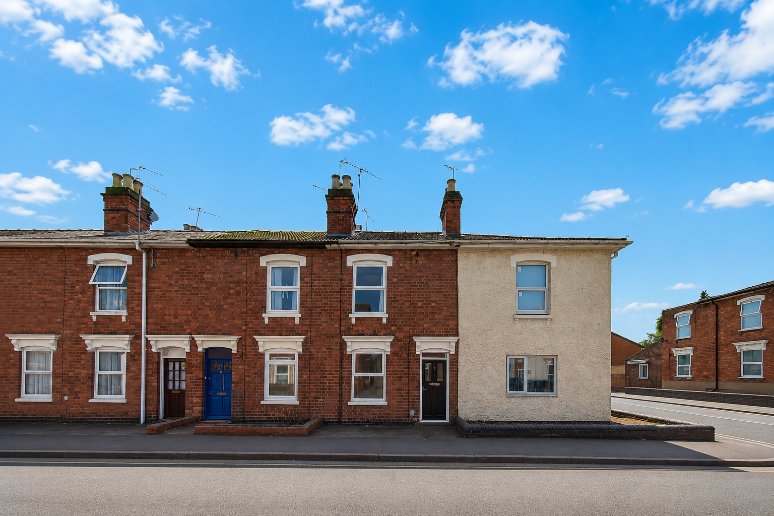 4 bed property in Lower Chestnut Street, Worcester